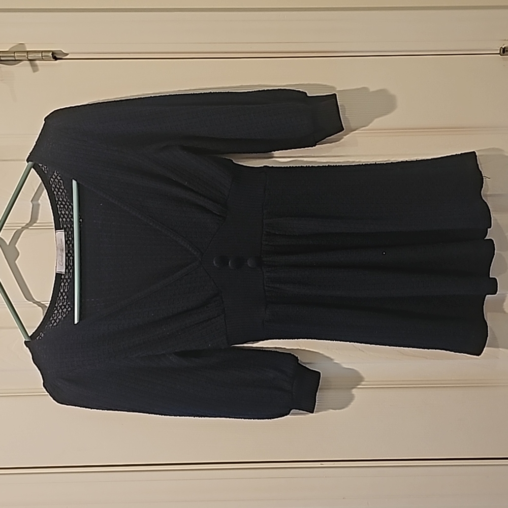 Charlotte Russe mid length sleeve top